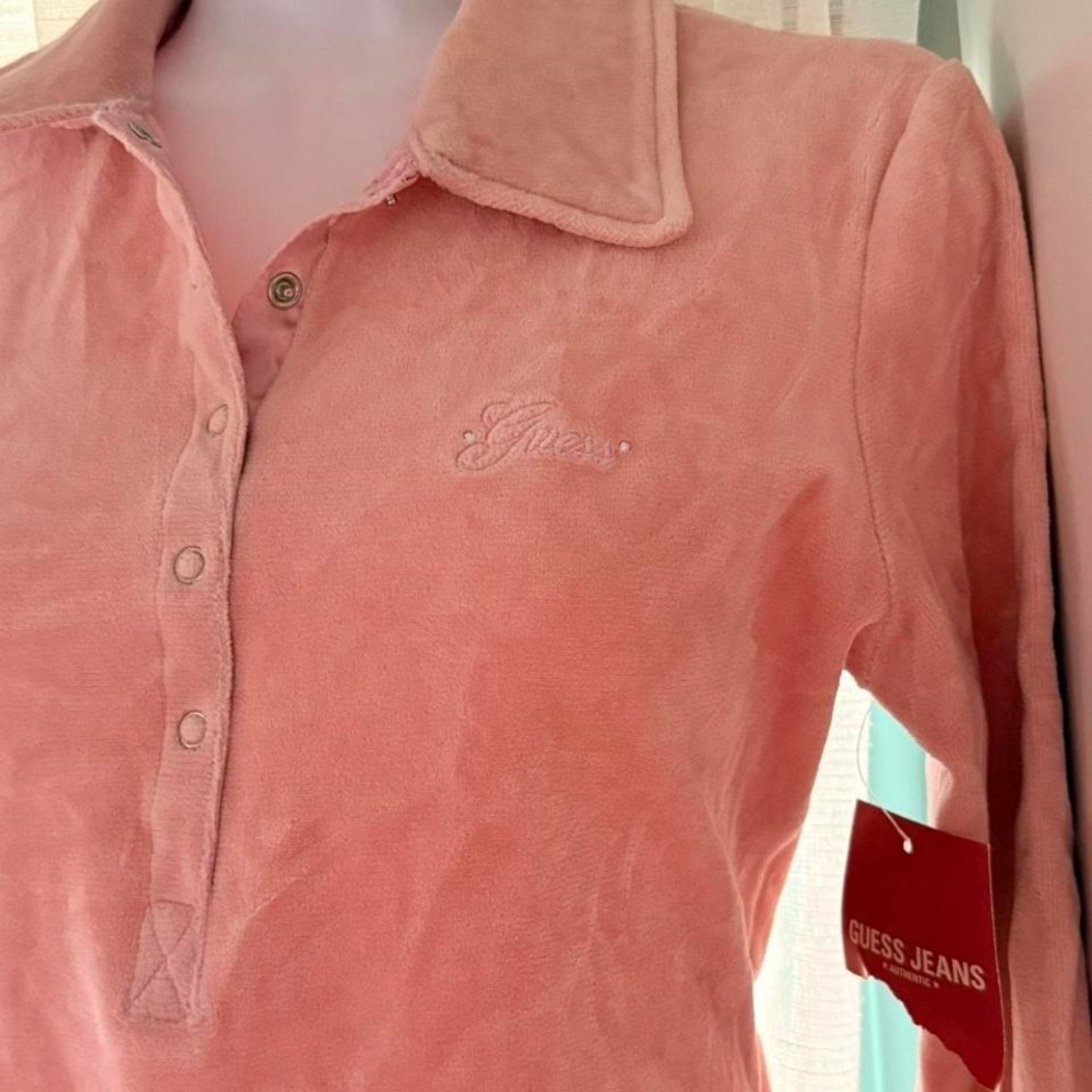 NWT Vintage Guess velour polo shirt with button up front and collar - Picture 2 of 7
